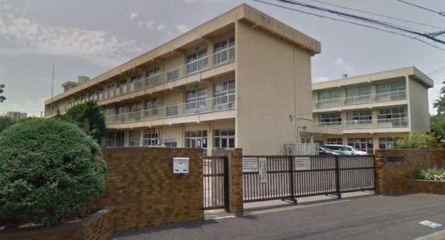 小学校　相模原市立鹿島台小学校（小学校）まで879m