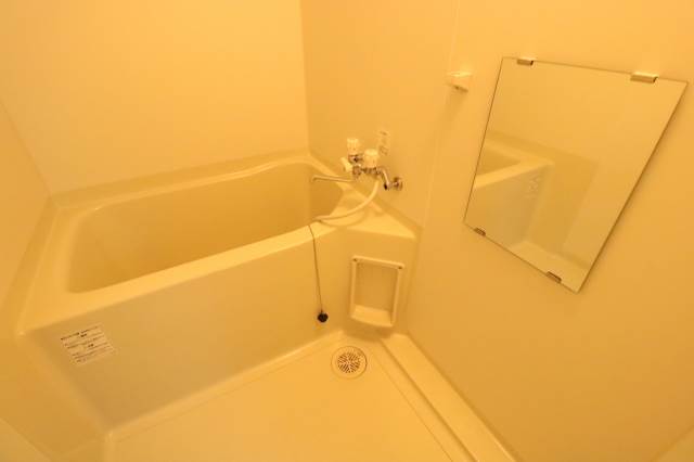 バス・シャワールーム　綺麗な浴室です♪