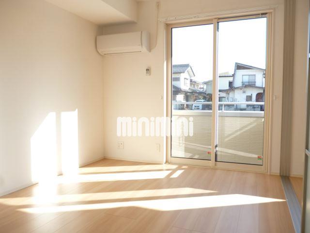 居室・リビング　南向き日当たり良好