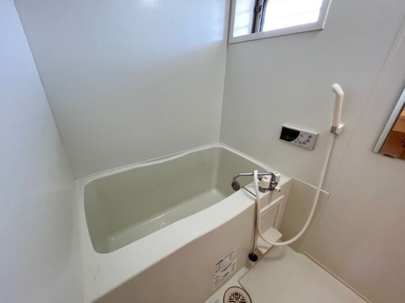 バス・シャワールーム　図面と現状に相違がある場合には現状を優先