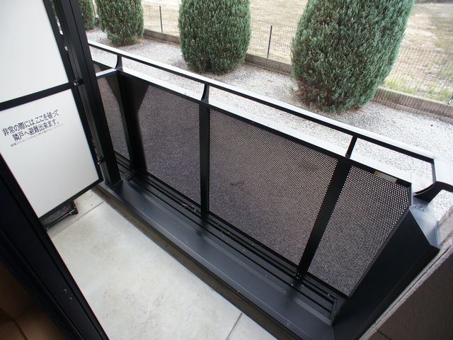 バルコニー　日当たり良好！お洗濯物がたくさん干せます♪