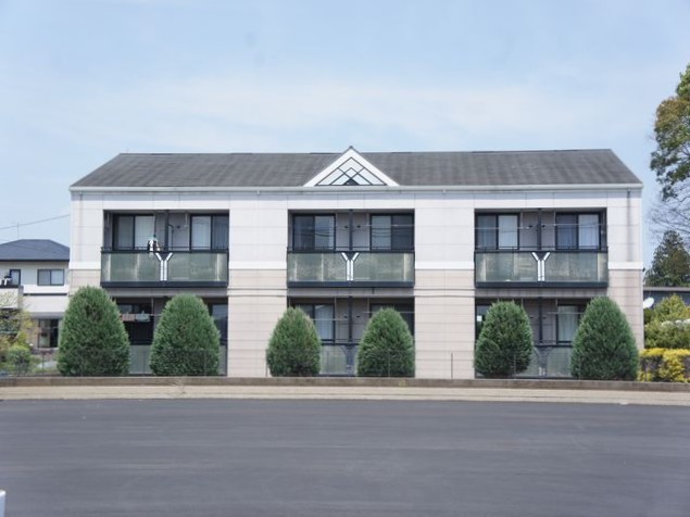 建物外観　ツートンのオシャレな賃貸住宅です♪