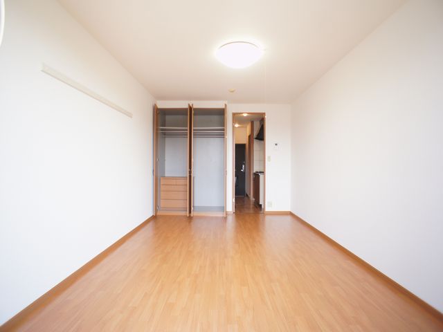 居室・リビング　ゆったりした洋室です♪