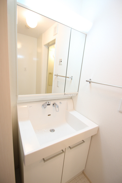 洗面設備　※別室の参考写真の為、現況優先です。