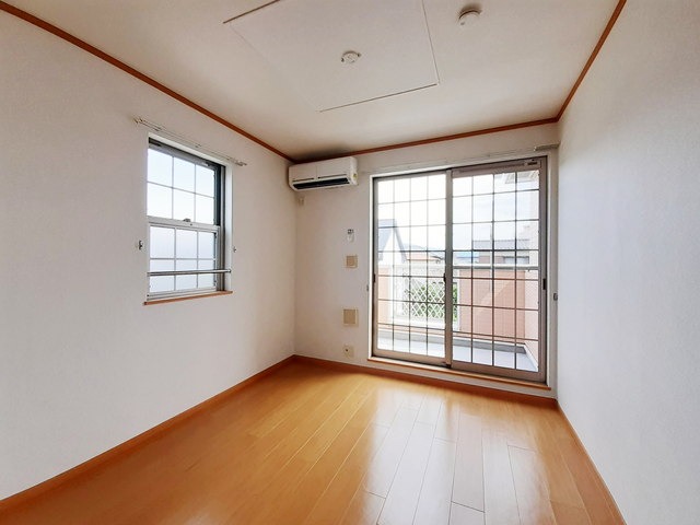 居室・リビング　別号室イメージ