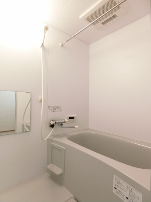 バス・シャワールーム　図面と現状に相違がある場合には現状を優先