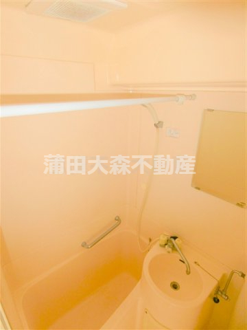 バス・シャワールーム　お風呂　バスルーム　３点式ユニットバス