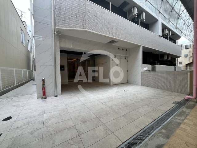 エントランス　AVATIO GRANDE　エントランス