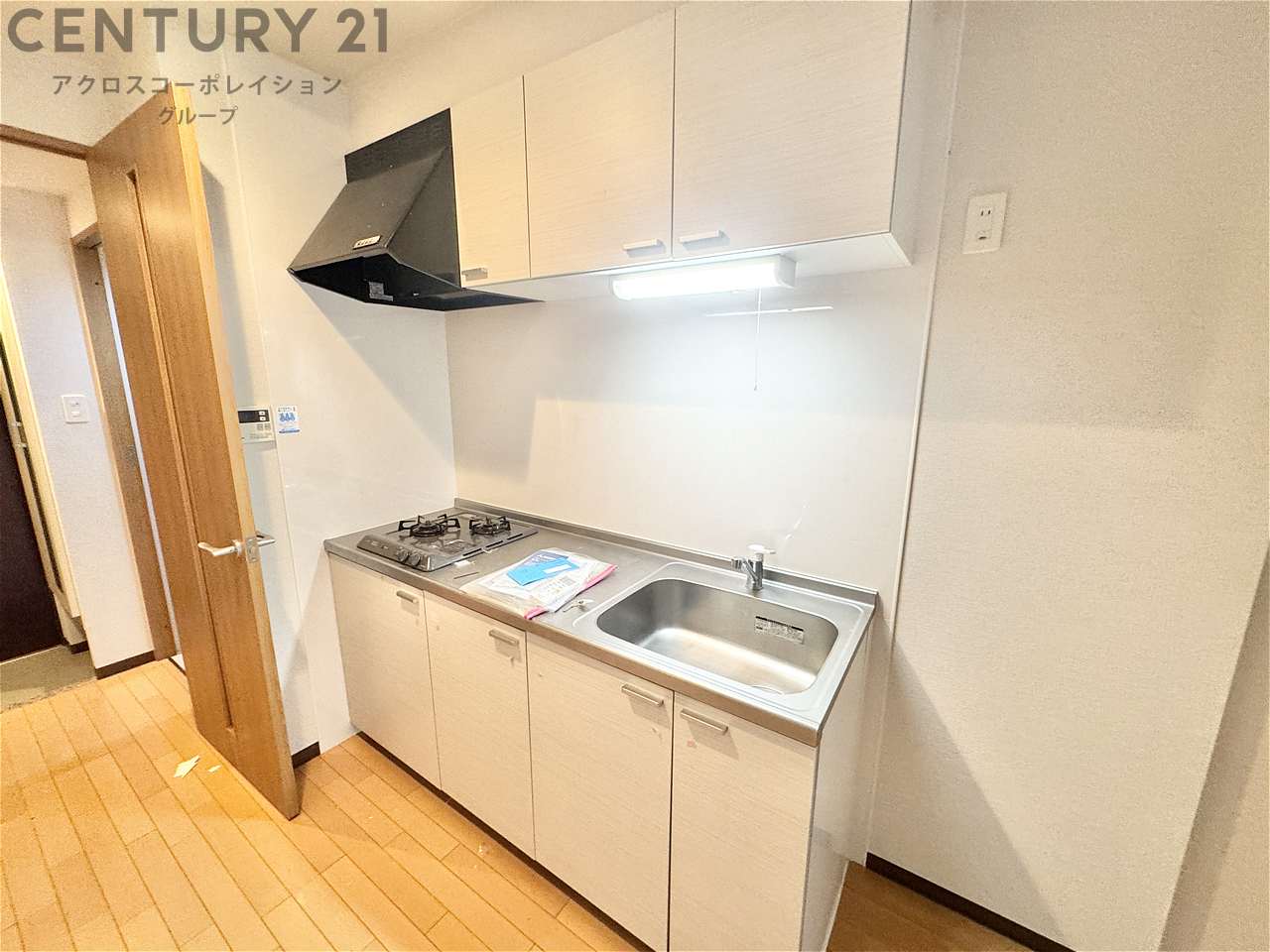 キッチン　コンパクトなキッチンで掃除もラクラク