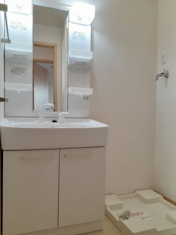 洗面設備　忙しい朝には欠かせない洗面所です