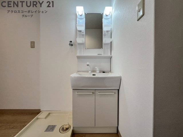 洗面設備　室内に洗濯機置き場があります！