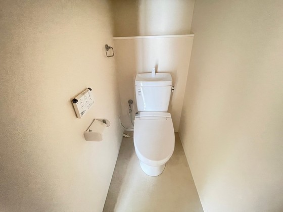 トイレ　※別部屋の写真です