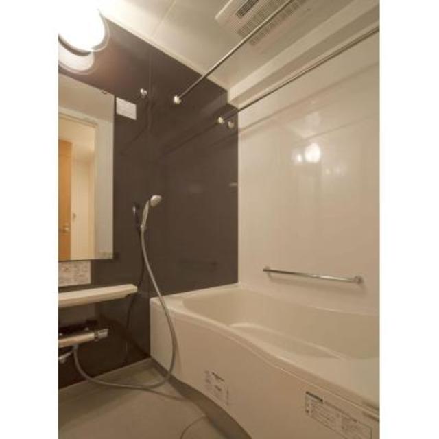 バス・シャワールーム　※写真は同タイプ住戸です。