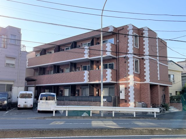 建物外観　レンガ調のおしゃれなマンションです。