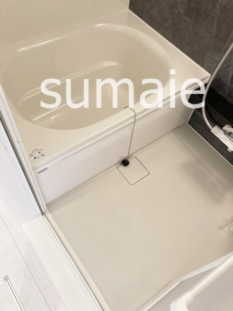 バス・シャワールーム　追い炊き機能付きバスルーム。