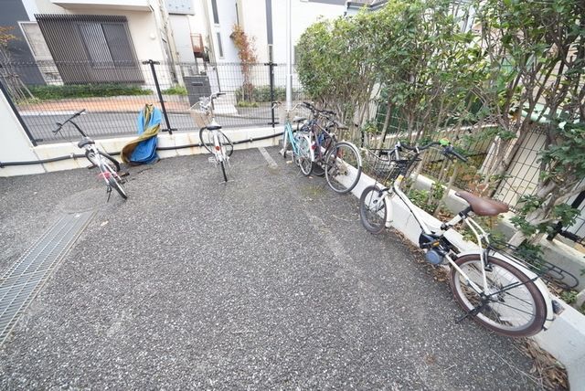 その他共有部分　駐輪場です。