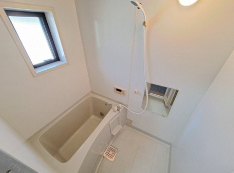 バス・シャワールーム　図面と現状に相違がある場合には現状を優先