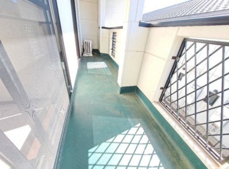 バルコニー　図面と現状に相違がある場合には現状を優先