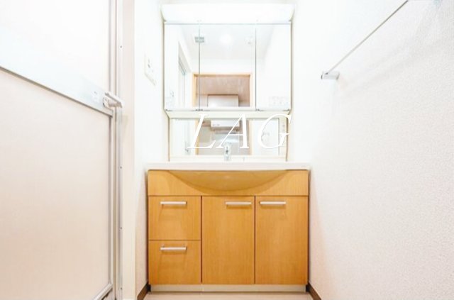 洗面設備　洗面台です。