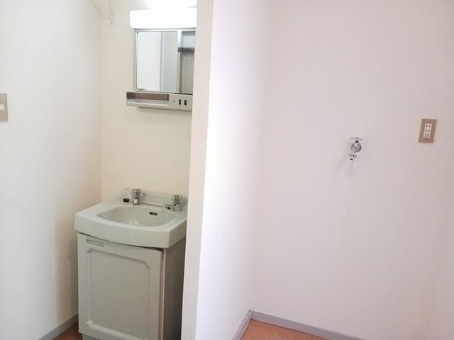 洗面設備　洗面化粧台