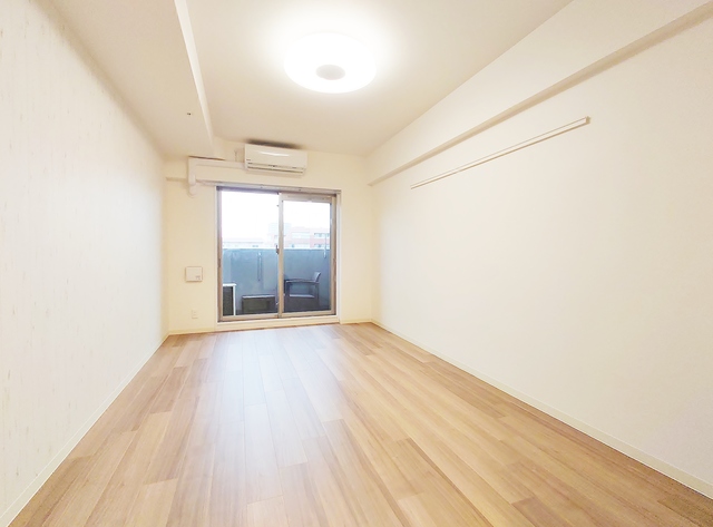 居室・リビング　ナチュラルテーストのお部屋・フローリング