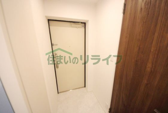 玄関　ルーチェ六義園