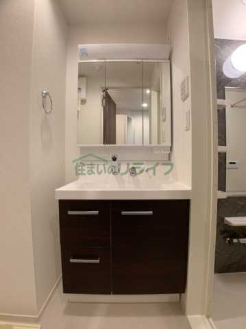 洗面設備　ルーチェ六義園