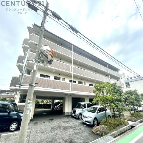 建物外観　オートロック・モニター付きインターホンで安心♪