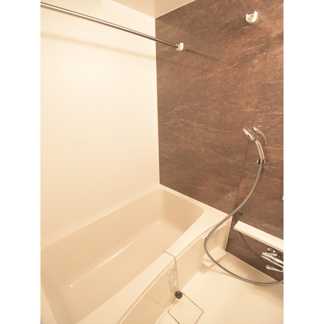 バス・シャワールーム　日々の暮らしに欠かせないお風呂です