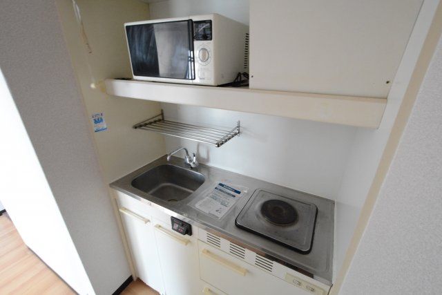 キッチン　シンプルでコンパクトなキッチンです！