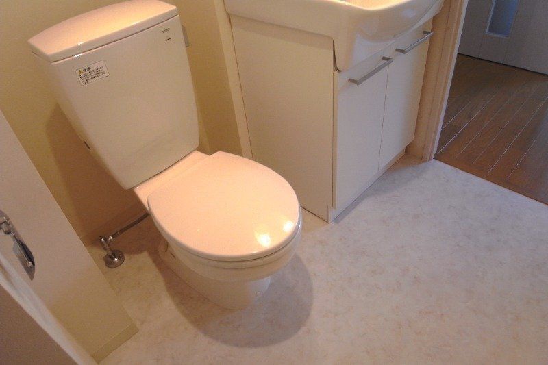 トイレ　トイレ