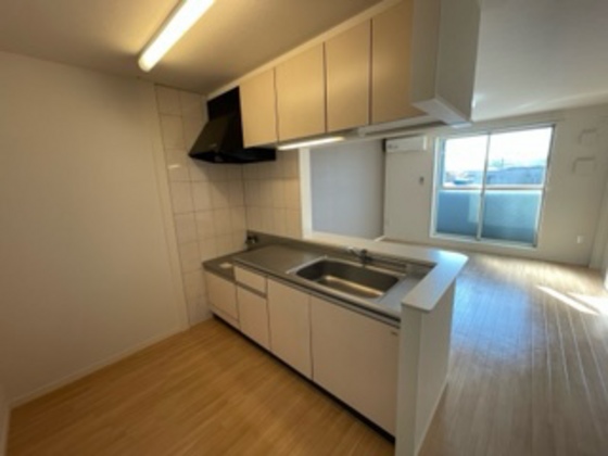 キッチン　※別部屋の写真です