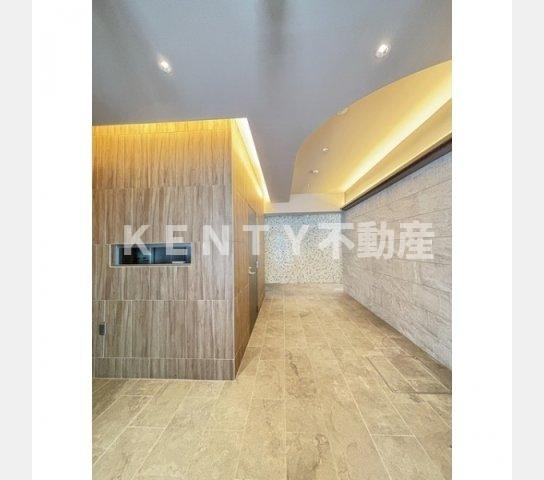 エントランス　建物の内部です