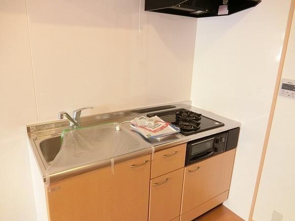 キッチン　２口コンロ付きシステムキッチン！