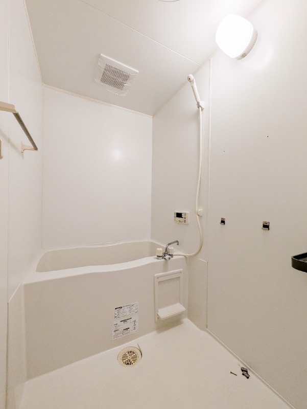 バス・シャワールーム　図面と現状に相違がある場合には現状を優先