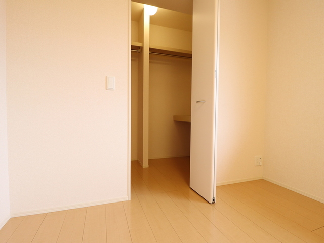 収納　ウォークインクローゼット