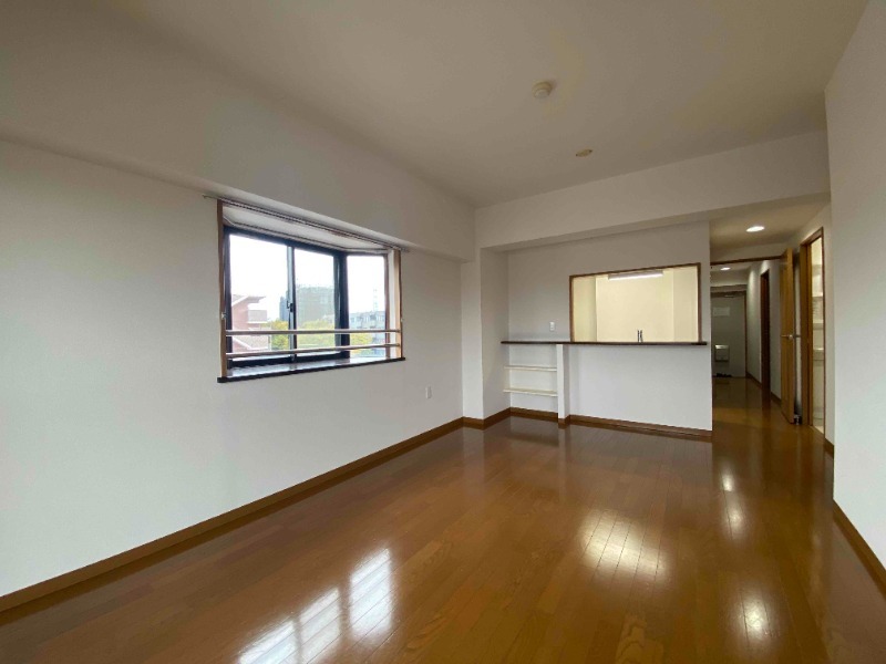 居室・リビング　開放感のある室内♪