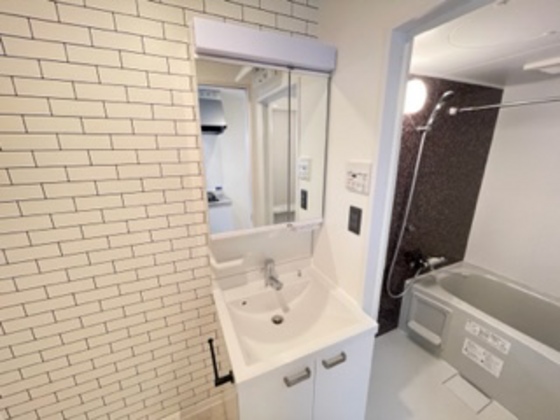 洗面設備　※別部屋の写真です