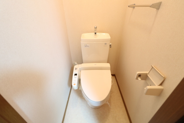 トイレ　※別部屋写真