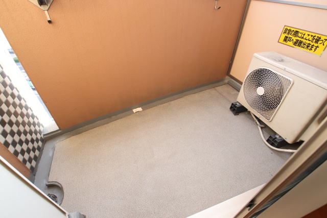 バルコニー　※別室の参考写真の為、現況優先です。