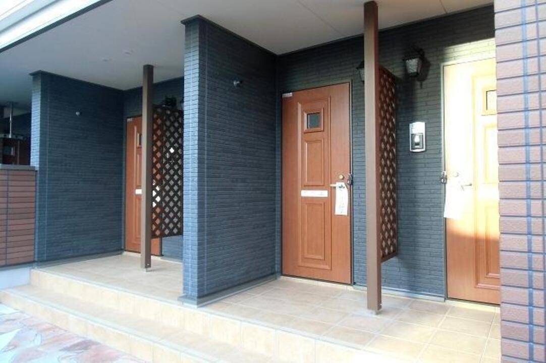 エントランス　エントランス