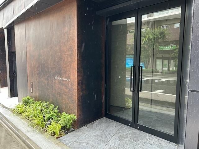 エントランス　清潔なエントランスです