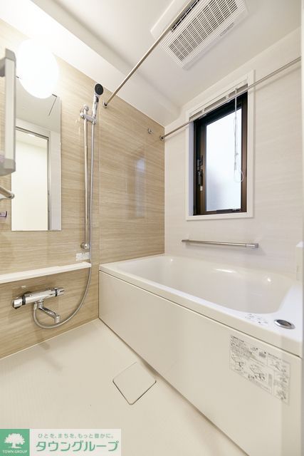 バス・シャワールーム　※写真は同タイプ住戸です。