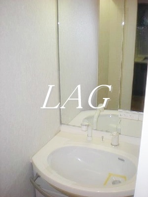 洗面設備　洗面台です。