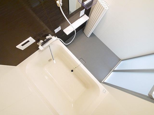 バス・シャワールーム　日々の疲れを癒すお風呂付です