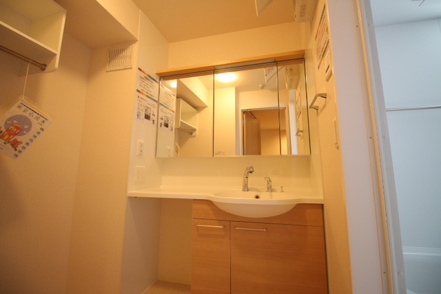 洗面設備　洗面所