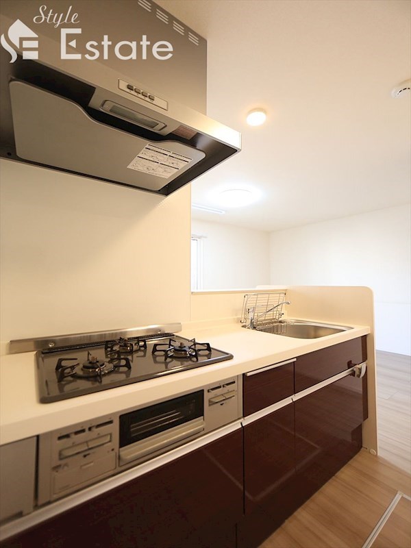 キッチン　システムキッチン★3口ガスコンロ★グリル付