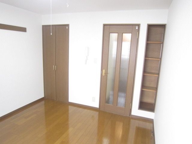 その他部屋・スペース　フローリング6.5帖です