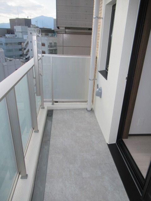 バルコニー　参考・現況優先