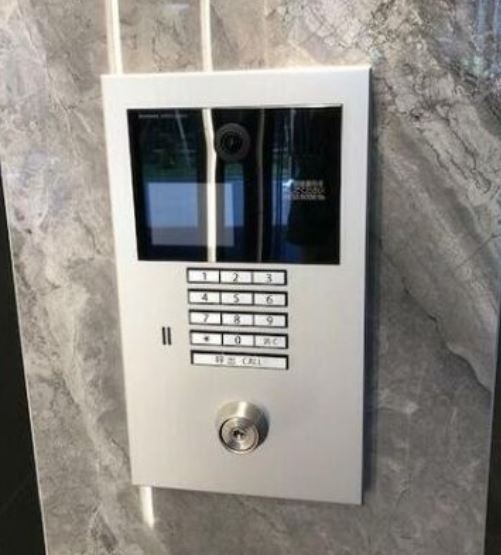 セキュリティ　★オートロック付きで安心★